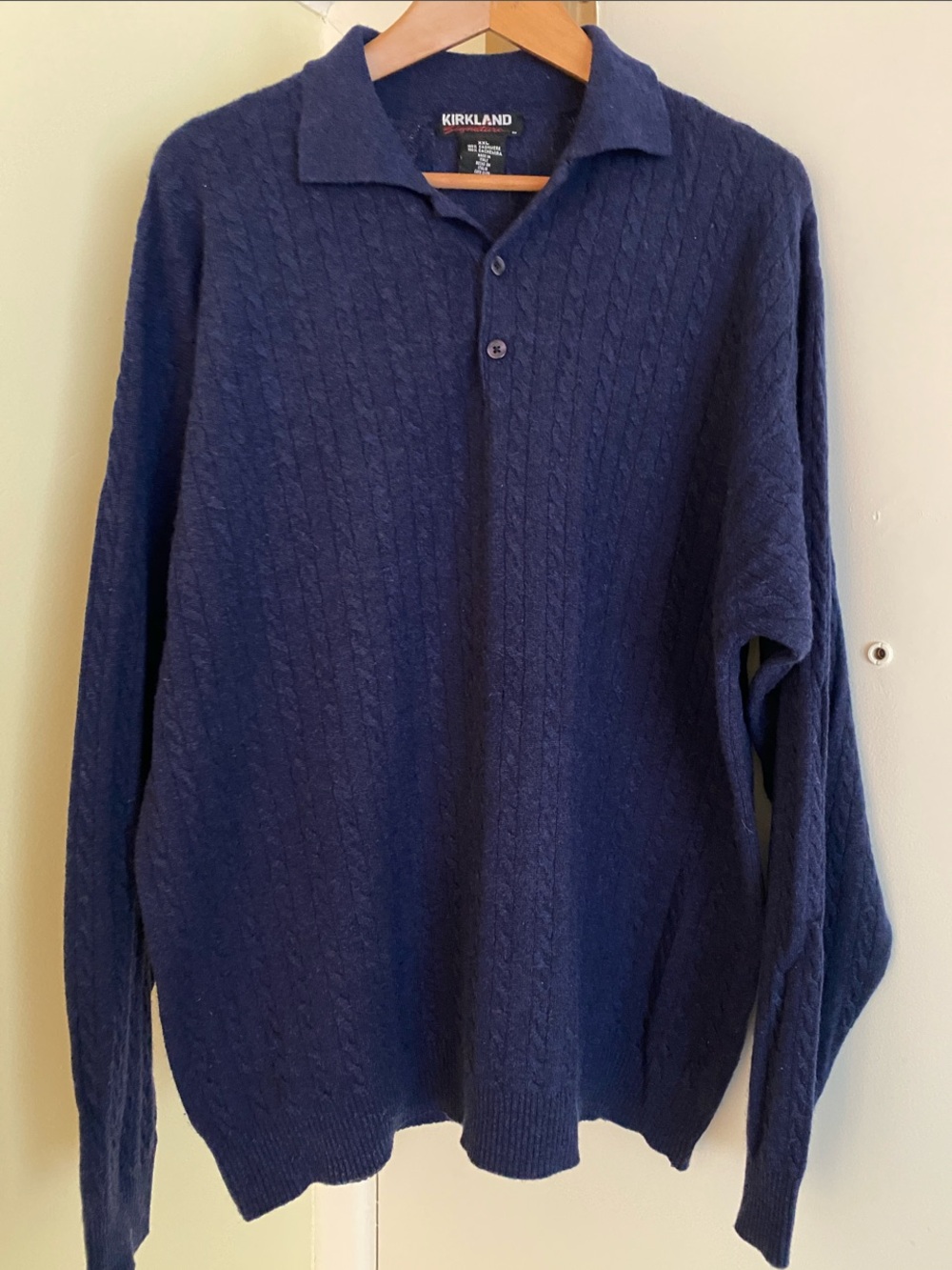Kirkland Signature Navy Cable Knit Polo Sweater. Men’s Size XXL. 100 % Cashmere